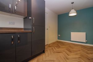 Photo 21- click for photo gallery